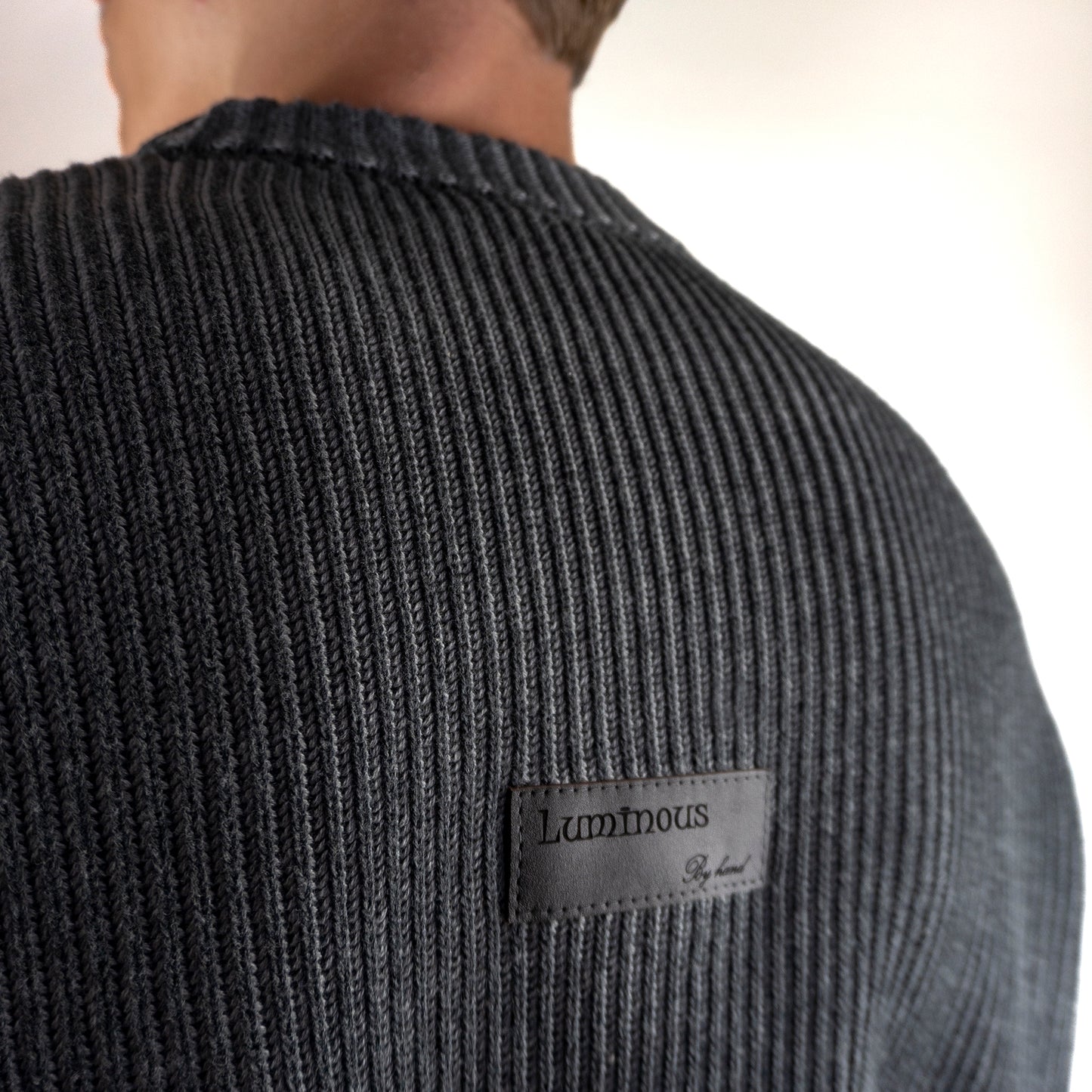 "BY HAND" SWEATER (GRAY)